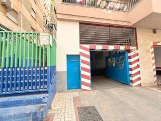 Garaje en venta en Parque Victoria Eugenia en Málaga
