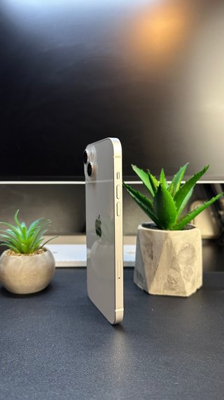iPhone 14 Plus 128GB • Blanco • 100 Batería
