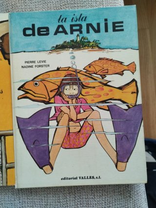 Lote Arnie. Editorial Valles.