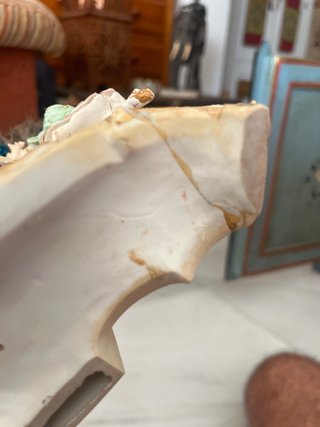 Antigua figura porcelana finales S. XIX