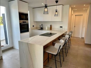 Dúplex en alquiler en Nueva Andalucía centro en Marbella