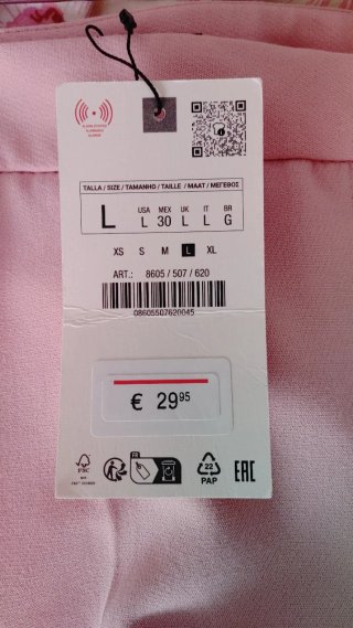 Traje Zara Blazer Entallada y Pantalón Flare