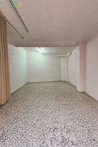 Local comercial en venta en Novelda