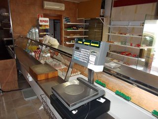 Local comercial en venta en Cerdanyola sur en Mataró