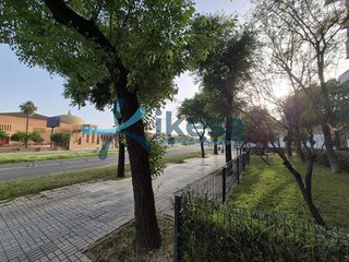 Oficina en venta en Parque Alcosa - Jardines del Edén en Sevilla