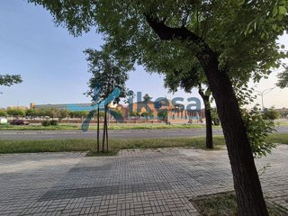 Oficina en venta en Parque Alcosa - Jardines del Edén en Sevilla