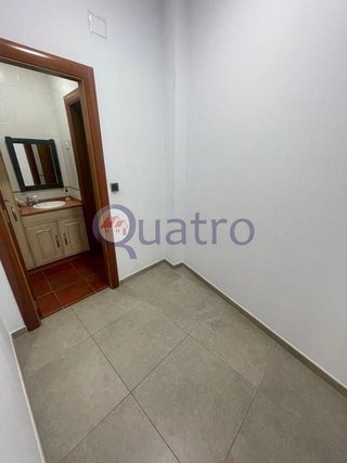 Local comercial en venta en La Chantría - La Lastra en León