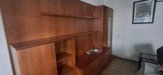 Mueble de comedor madera y cristal