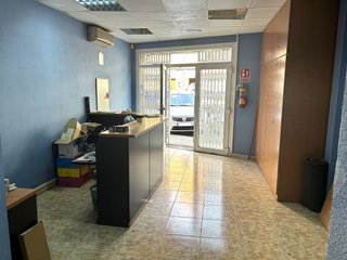 Local comercial en venta en Vinyets - Molí Vell en Sant Boi de Llobregat