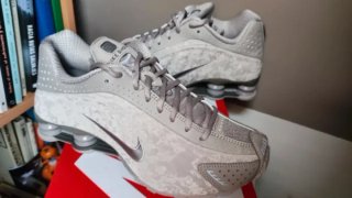 Nike Shox R4 Talla 38 Beige/Gris/Rosa