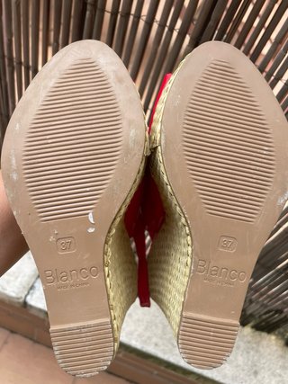 Cuñas rojas y beige talla 37
