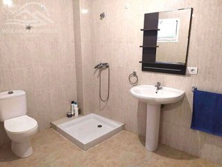 Piso en venta en Tinajo