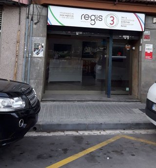 Local comercial en venta en El Castell-Poble Vell en Castelldefels