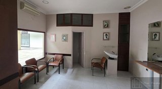 Local comercial en venta en Este-Delicias en Jerez de la Frontera