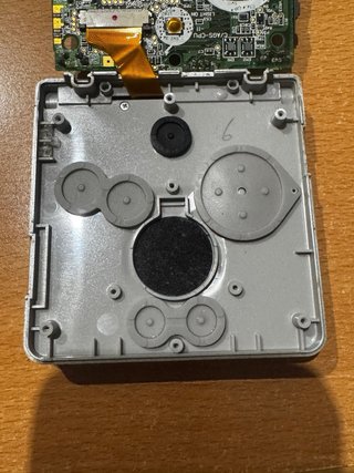 Game Boy Advance SP + Pokémon Esmeralda + Cargador