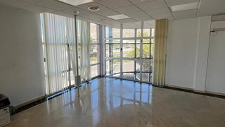 Nave industrial en alquiler en Pla de la Vallonga - Bacarot en Alicante