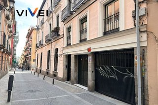 Garaje en alquiler en Cortes - Huertas en Madrid