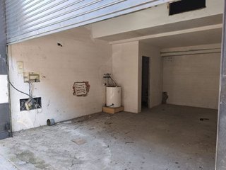 Local comercial en venta en San Roc - El Remei en Badalona