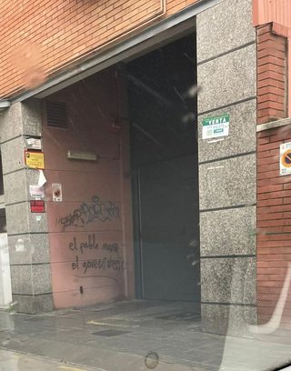 Garaje en venta en Almeda - El Corte Inglés en Cornellà de Llobregat