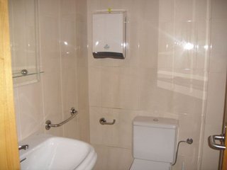 Local comercial en alquiler en Os Mallos - San Cristóbal en Coruña (A)