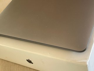 MacBook Air M1 2020 Plata/Gris Espacial
