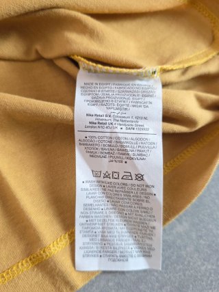 T-shirt Nike The Nike Tee Giallo S