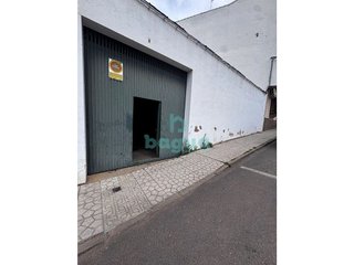 Nave industrial en venta en Almendralejo