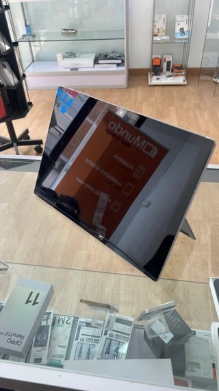 Surface Pro 6 Plata 128GB i5 8GB RAM