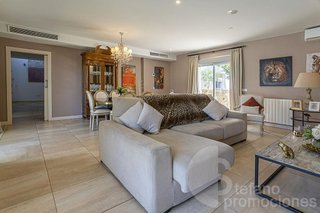 Chalet en alquiler en Pinares de San Antón en Málaga