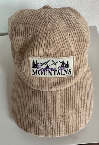 Gorra de pana beige para niña