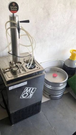 MERCHANDASING ESTRELLA GALICIA