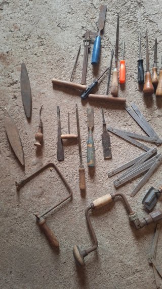 +60 u. Lote herramientas antiguas variadas