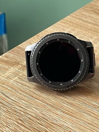 Samsung Gear S3 Frontier Smartwatch + 3 Correas