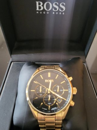 Reloj Hugo Boss Negro y Dorado