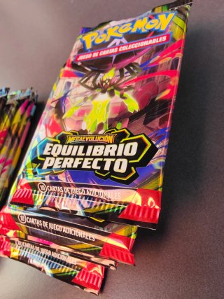 Sobres Pokémon TCG Equilibrio Perfecto (Español)