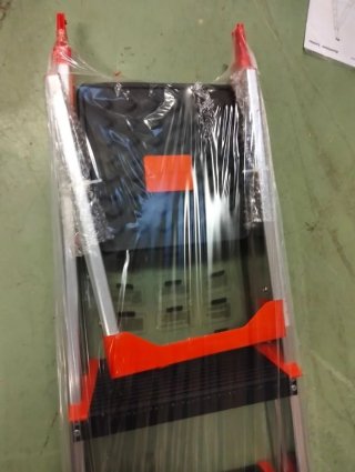 SONGMICS Escalera de 6 Peldaños, Escalera de Aluminio
