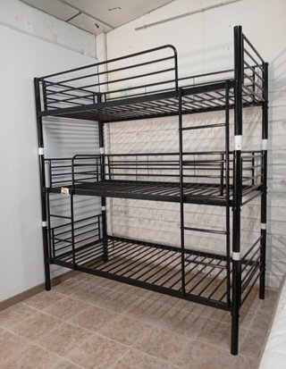 +Litera Triple,*Metálican Negra,*Cómoda. ¡OFERTA!