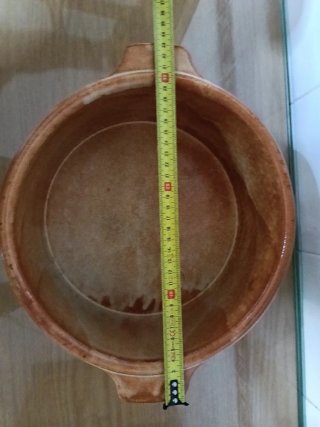 Cazuela de barro con tapa