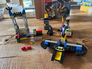 LEGO Juniors 10753 Batman