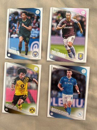 4 Cartas Topps Fútbol - Roots, Born Champ, Quenda.