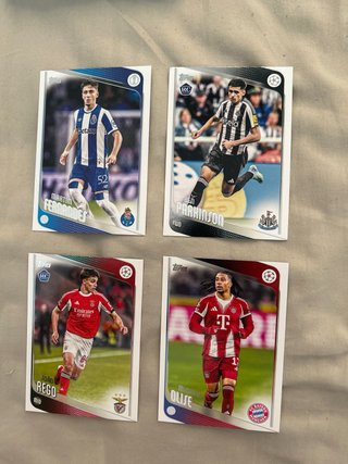 4 Cartas Topps Fútbol - Roots, Born Champ, Quenda.