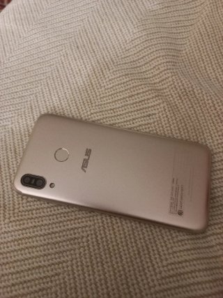 Asus Zenfone Max M1