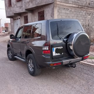 Mitsubishi Montero 2001 V60 LARGO