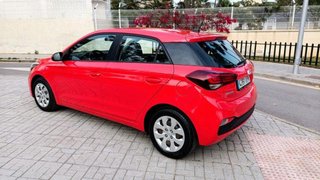 HYUNDAI i20 1.2 MPI 55 kW (75 CV) Essence LE
