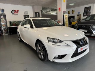 Lexus IS 300h Executive Tecno + Navibox