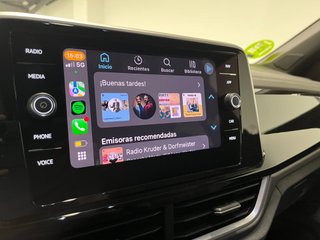 Volkswagen T-Roc 1.5 TSI 150cv RLine DSG7 NACIONAL