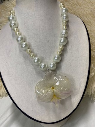 Colgante Flor Natural Resina Hecho a Mano