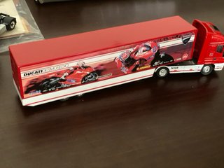 Camión Maqueta Ducati Iveco Jarama