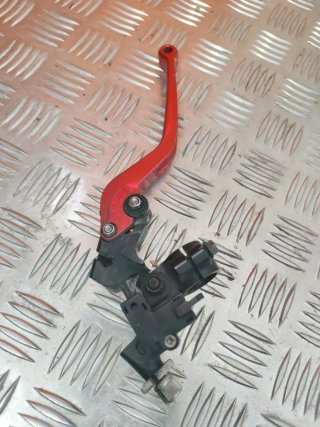 (000383)Soporte y maneta Suzuki Gladius 650