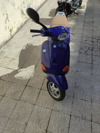Vespa Et2 para despiece , dada de baja.